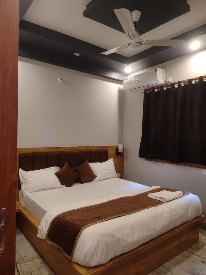 Devi Residency - Near Prem Mandir Bankey Bihari Vrindāvan Zewnętrze zdjęcie