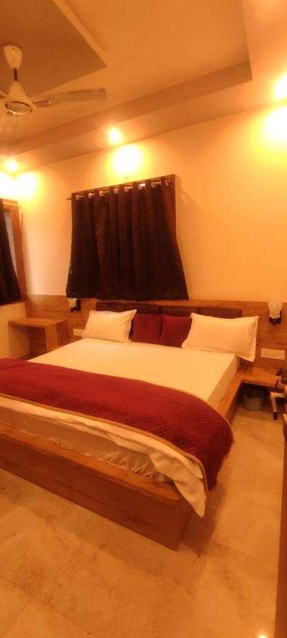 Devi Residency - Near Prem Mandir Bankey Bihari Vrindāvan Zewnętrze zdjęcie