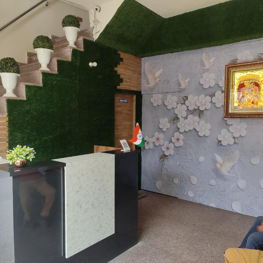 Devi Residency - Near Prem Mandir Bankey Bihari Vrindāvan Zewnętrze zdjęcie